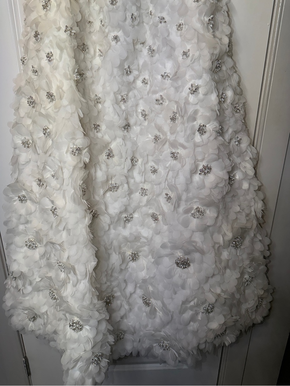 Alice + Olivia Earla High Waisted Floral Embellished Skirt White/Silver Crystal - Picture 10 of 12